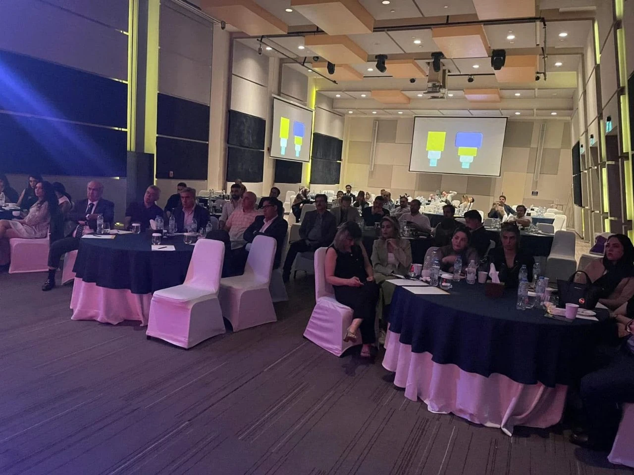 A full lecture hall — IML Academy