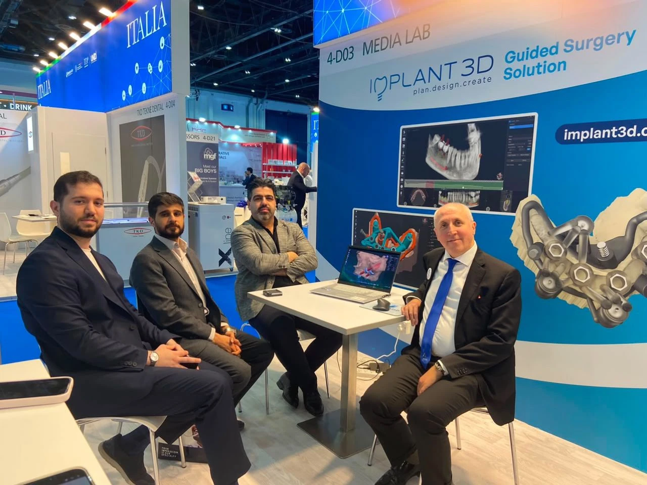 The Implant 3D stand — IML Academy
